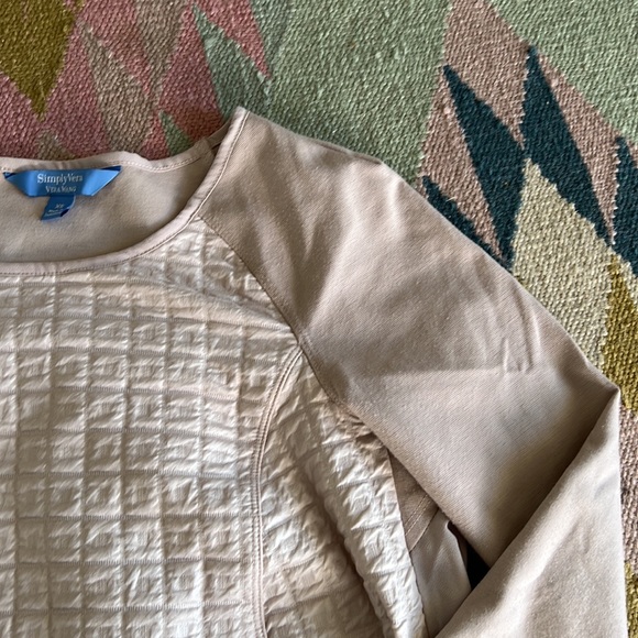 Simply Vera Wang long sleeve flow top - Picture 7 of 7